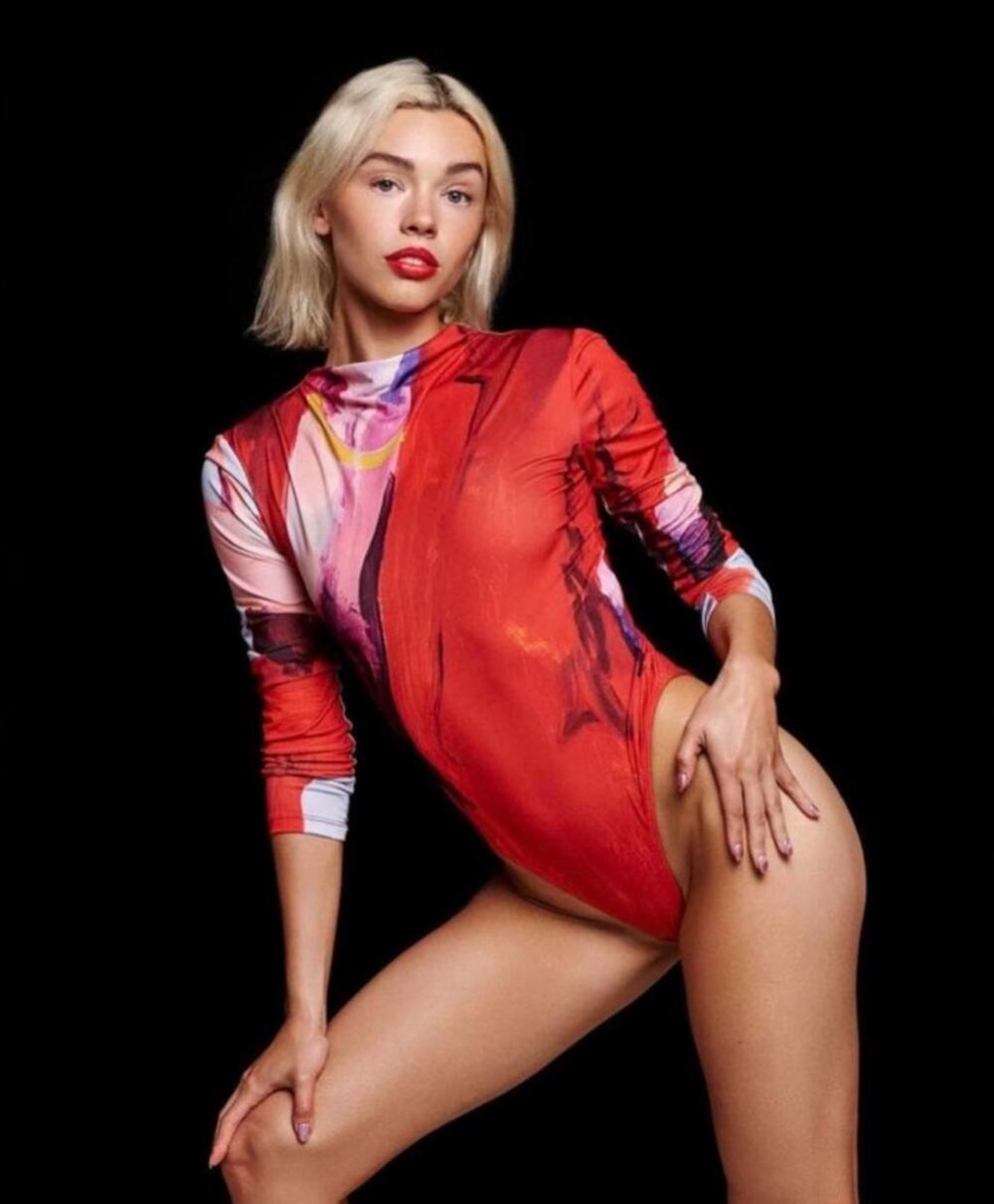 Zara Xevi Sola Red High Neck Abstract Long Sleeve Bodysuit Women's size Small